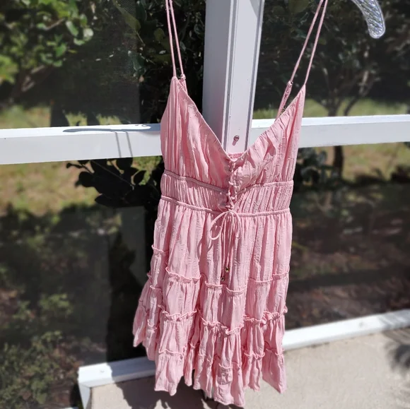 Saints+Secrets pink tiered mini - Picture 4 of 16